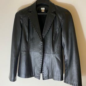Cache woman’s black soft leather jacket size 8
